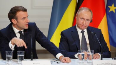 Izvor:Foto Informer- Mirovni pregovori, Putin i Makron