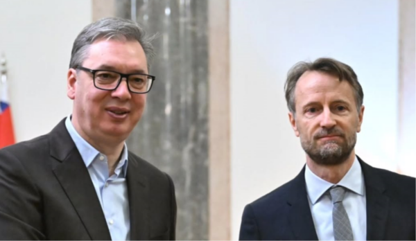 Izvor: Foto Alo/prinstcreen Instagram