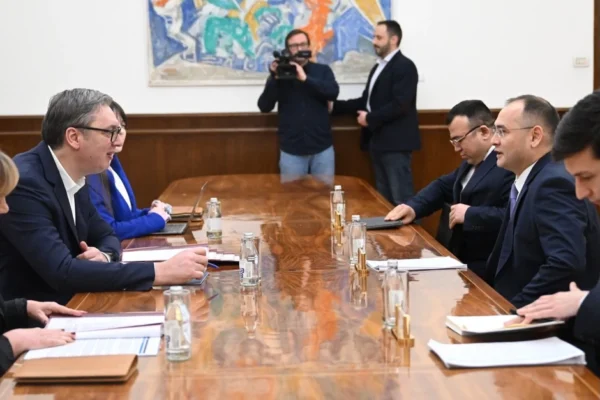 Izvor: Foto prinstcreen Instagram/buducnostsrbijeav