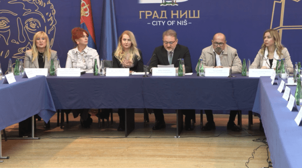 Niš jača prevenciju bolesti zavisnosti i trgovine ljudima: Poseban fokus na zaštiti dece na internetu