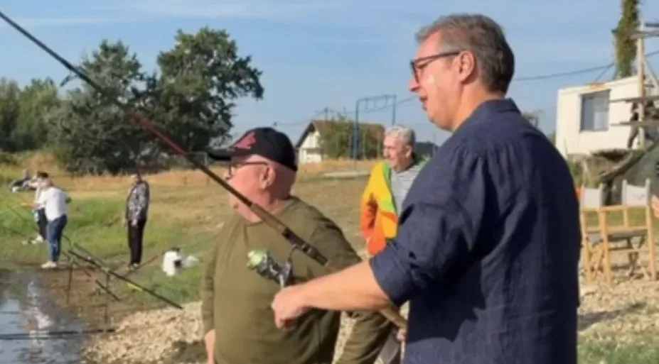 Foto: Instagram/printscreen/avucic