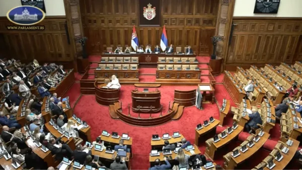 Foto: Printscreen/Youtube/ParlamentSrbija